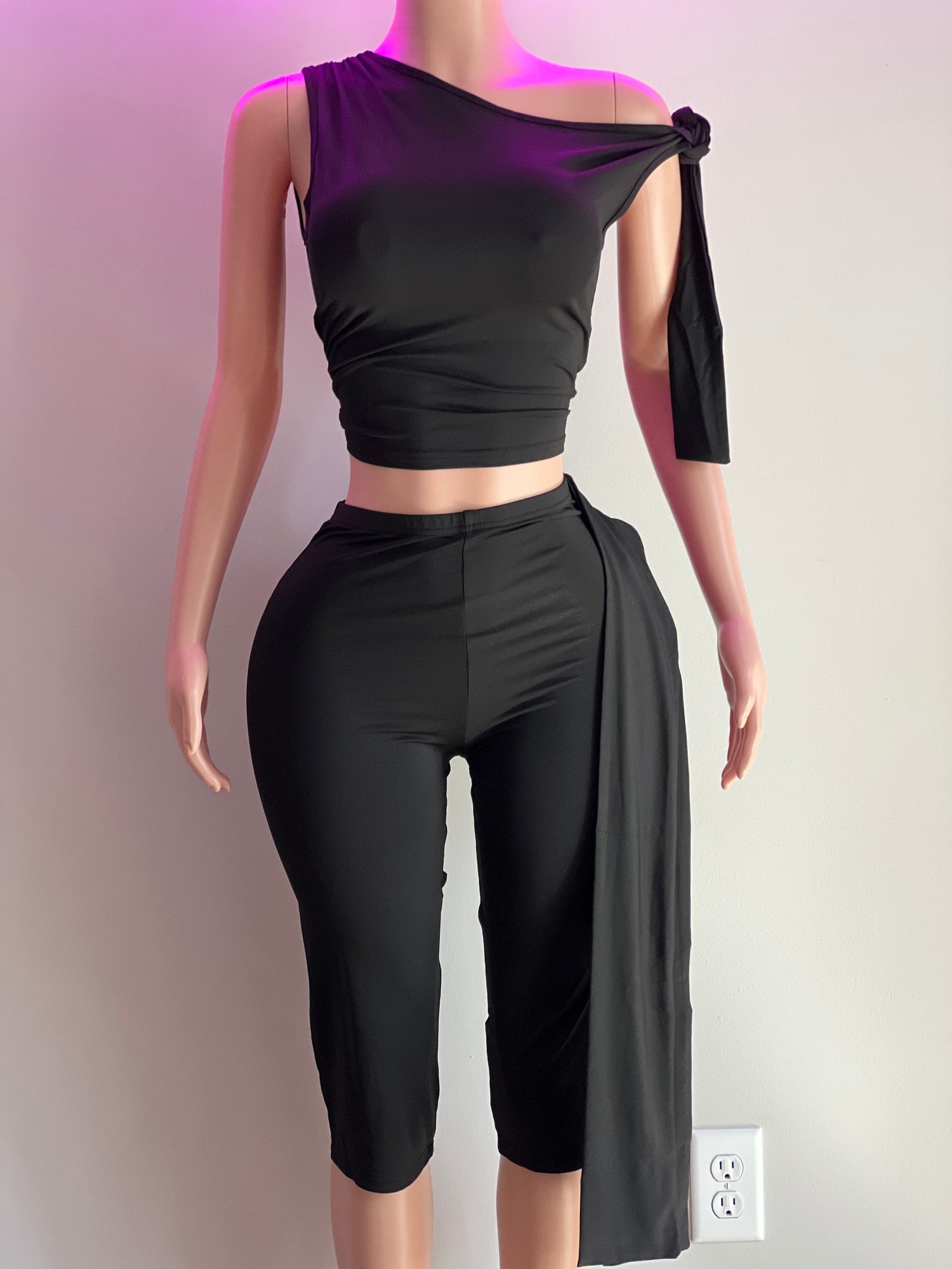 Dania Black Two Piece Set