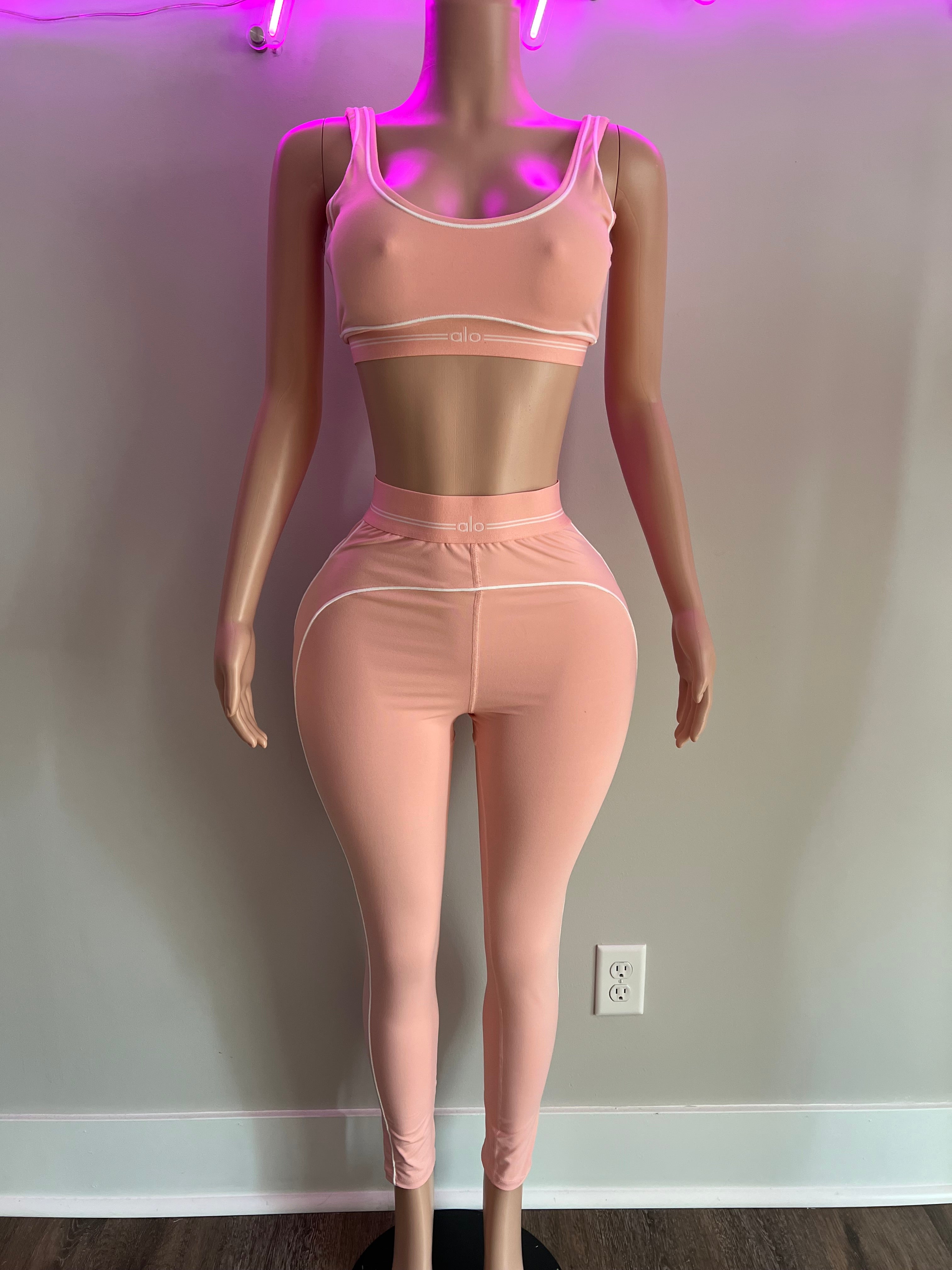 Alo Pink Set