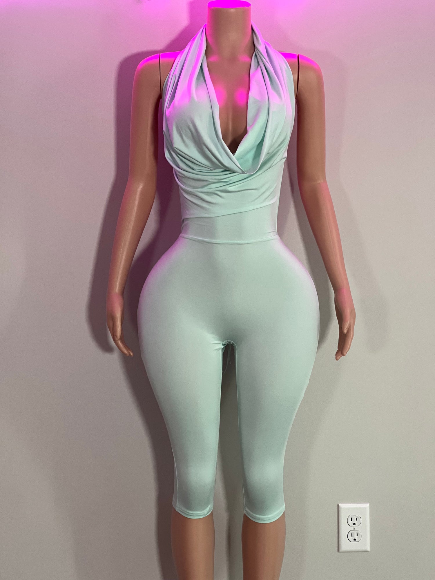 Aveleigh Backless Fit
